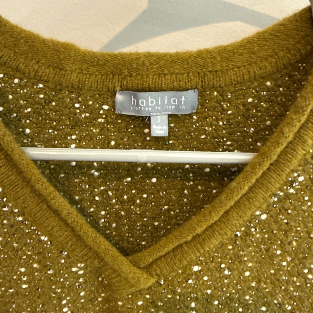 Habitat Olive V-Neck‎ Sweater - Picture 3 of 5